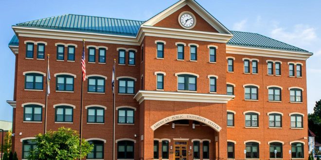 Online Colleges: A Guide to Virtual Learning