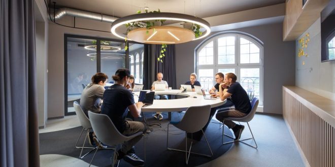 Choosing the Right Software House